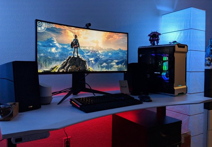 How can an Ulra-Wide Gaming Monitor Expand Your Field of View