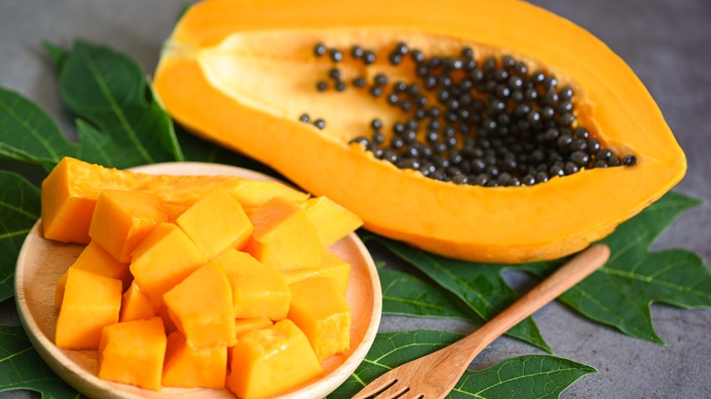 Nutritional Values, Well-being Properties, and Benefits of Papaya