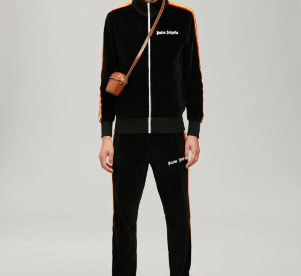 Essentials Tracksuit Comfortable and Stylish Attire for Every Occasion