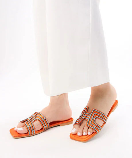 Flat Sandals for Women in Dubai